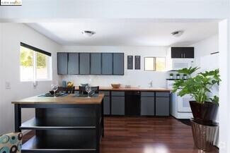 Building Photo - 1654 San Pablo Ave