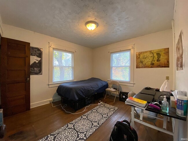 Foto del edificio - 315 E University St