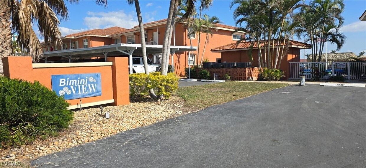 Foto principal - 434 Tudor Dr