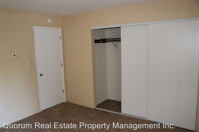 Building Photo - 1 br, 1 bath House - 3024 NE 143rd #203
