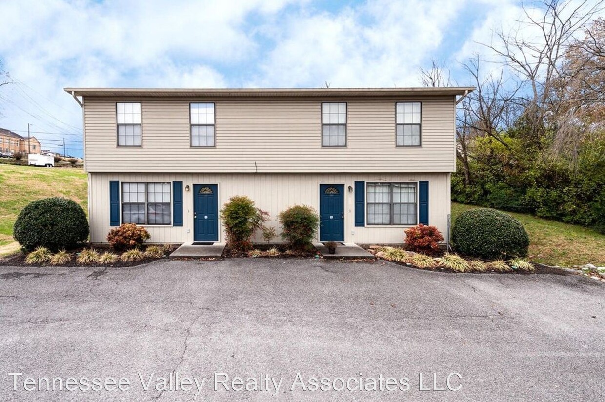 Foto del edificio - 2 br, 1.5 bath House - 1521 West Emory Road