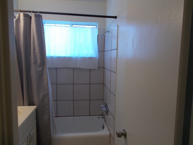 Photo - 4335 N 15th Ave Apartment