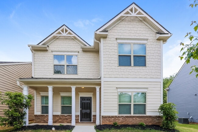 Building Photo - 115 Stillwood Dr
