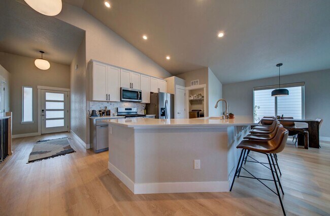 Foto del edificio - Stunning Ranch style 5 bedroom in Lorson R...
