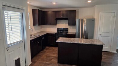 Building Photo - 3314 Angus Crossing