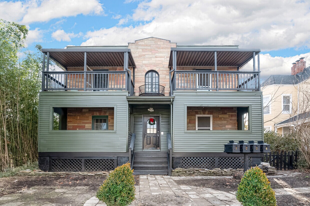 Primary Photo - 1775 Williams Ave