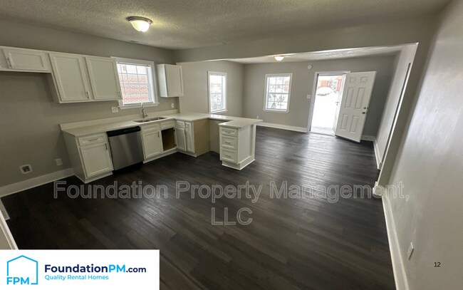 Building Photo - 481 Lundee St