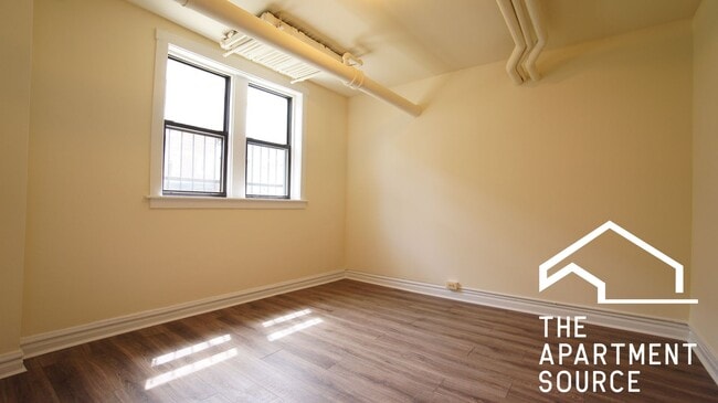 Building Photo - 1530 N Kedzie Ave