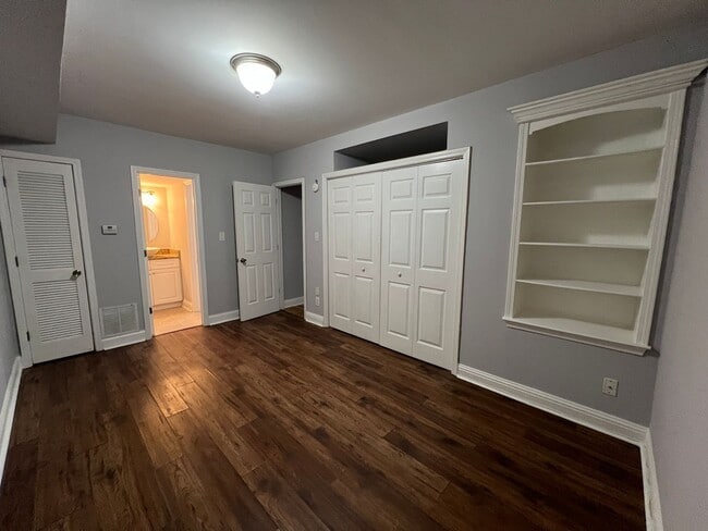 Foto del edificio - Quiet and Comfortable Condo in Sandy Springs!