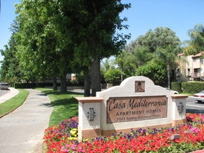 Building Photo - Casa Mediterrania