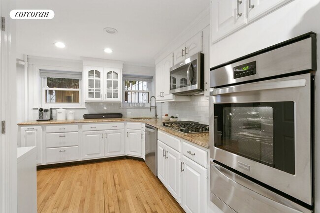 Foto del edificio - 511 Hicks St