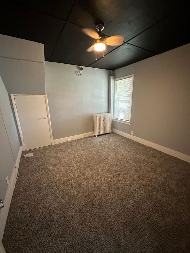 Building Photo - 203 S Glenwood Ave