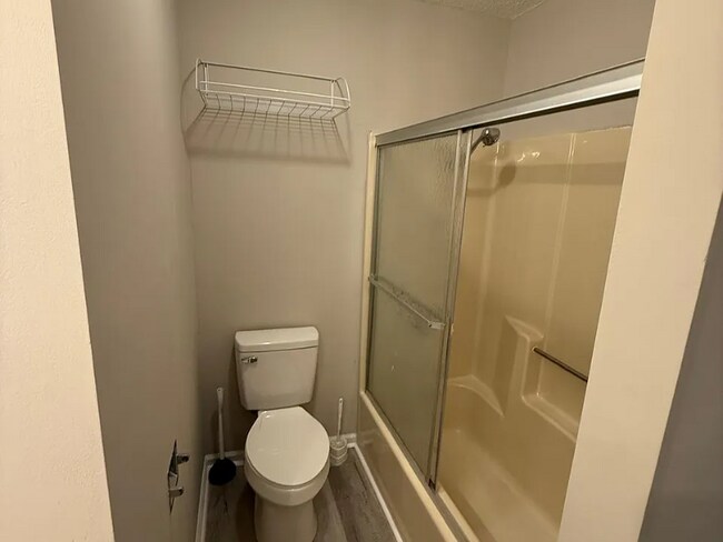 Foto del edificio - 4807 Little River Rd