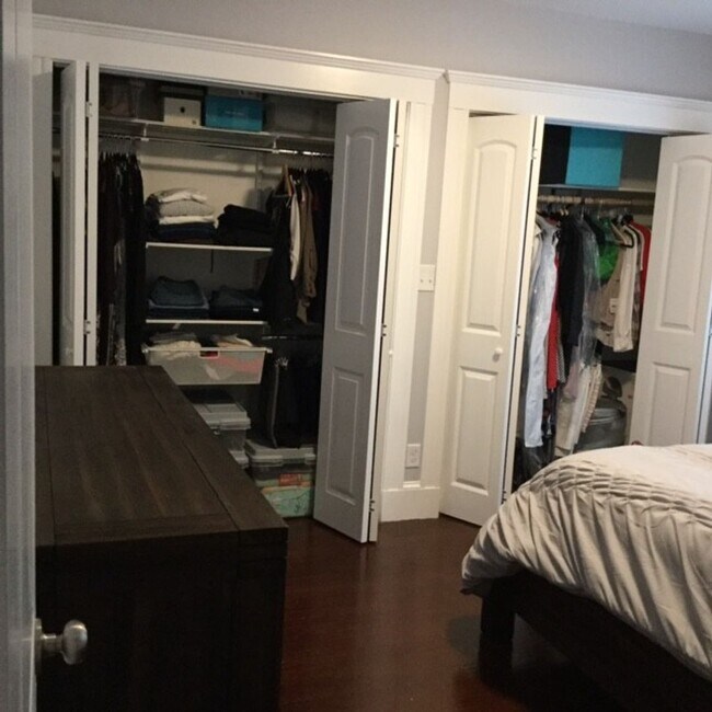 Foto del edificio - Breathtaking gorgeous 2bd unit in a quiet ...