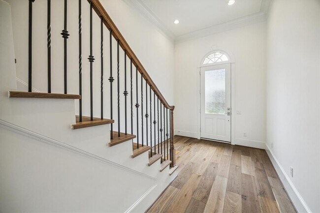 Building Photo - 1119 Castellina Ln