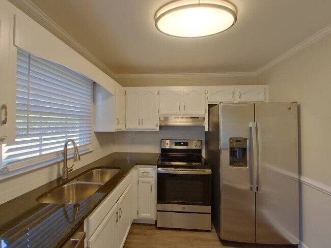 Building Photo - 8712 Kishorn Ct