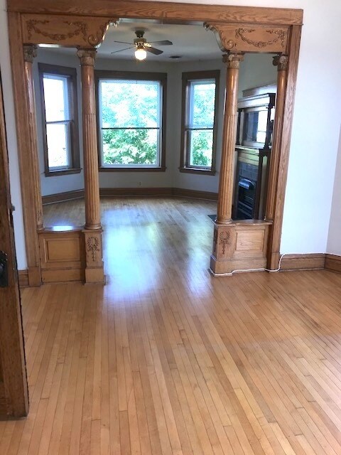 Foto del edificio - 2649 W Walton St