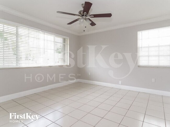 Foto del edificio - 809 SW 8th Ave