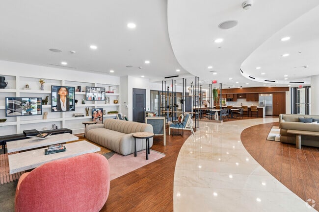 Lobby - Gables Ponce