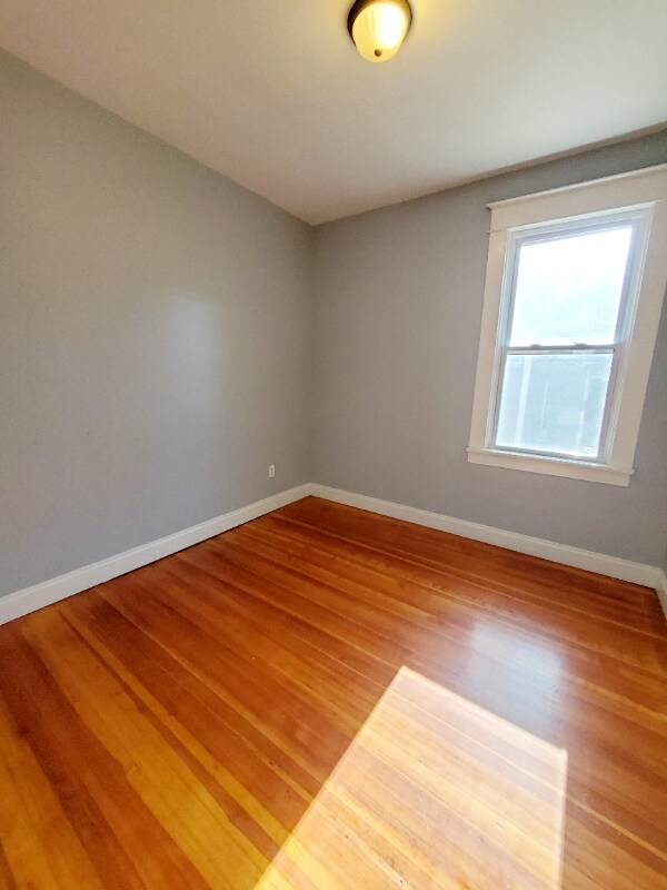 Foto del edificio - 2427 Guilderland Ave