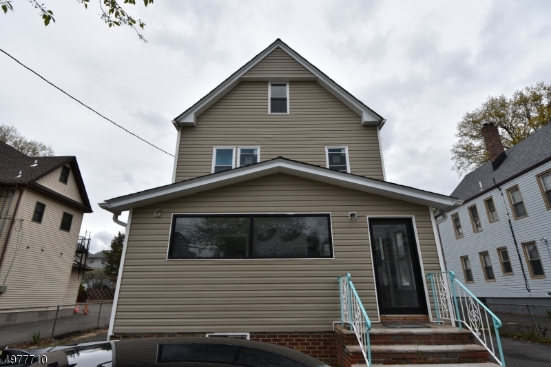 Primary Photo - 430 Clifton Ave