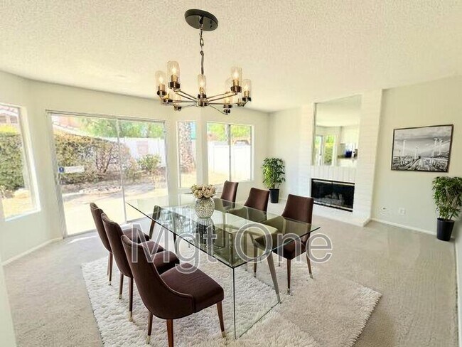Building Photo - 29784 Camino Cristal