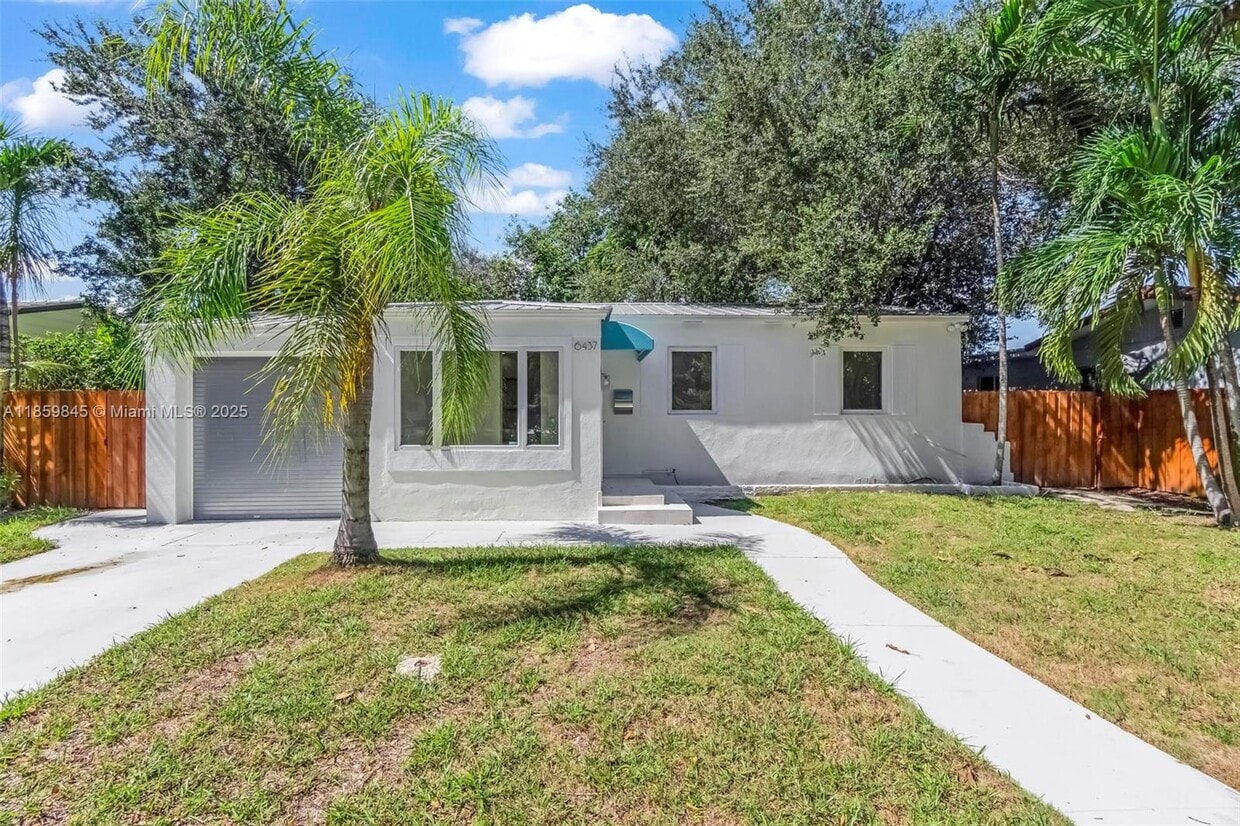 Primary Photo - 6437 SW 14th St