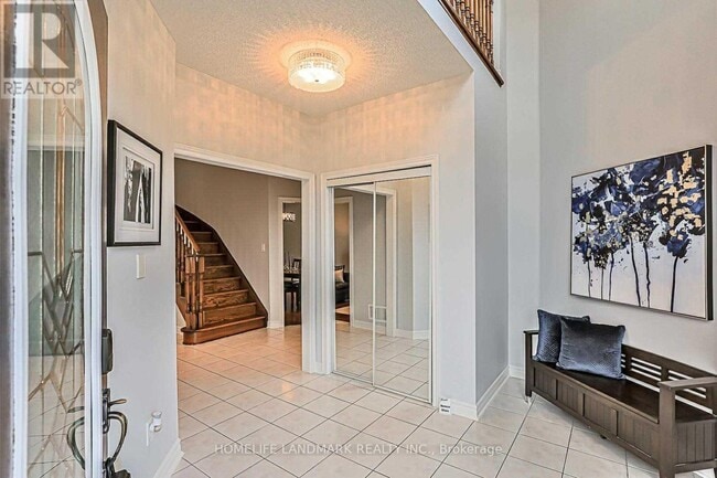 Building Photo - 72 Avro Rd