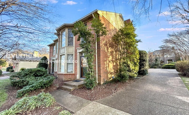 Building Photo - 107 Westover Park Ct