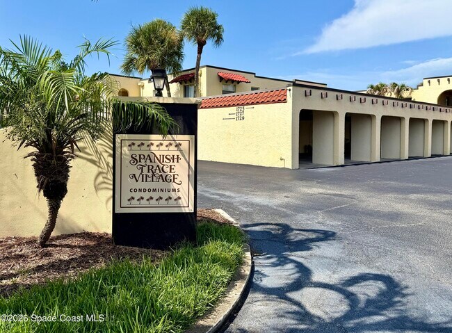 Building Photo - 1727 Minutemen Causeway