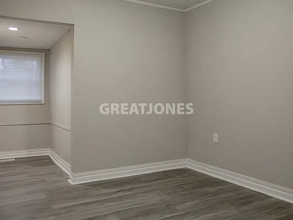 Foto del edificio - 760 Hopkins Dr