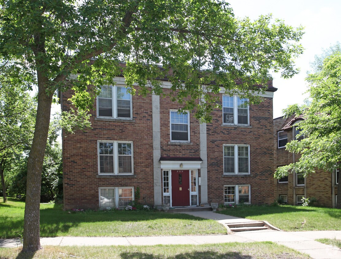 Foto principal - 2775 Xerxes Ave S