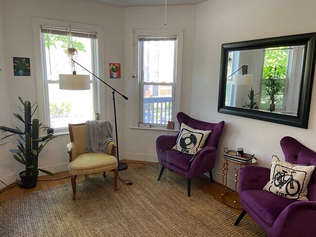 Building Photo - 590 Cambridge St