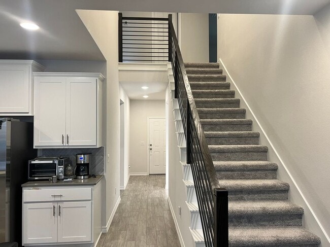 Building Photo - 116 Limonite Ln