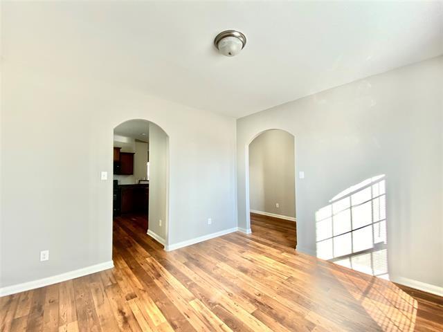 Foto del edificio - 2134 Redbud Dr