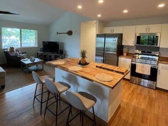 Foto del edificio - 46 Polohina Ln