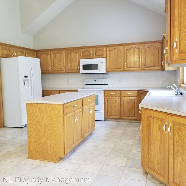 Foto del edificio - 3 br, 4 bath House - 15310 Ohio Street