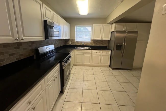 Foto del edificio - 1533 NW 41st Ct