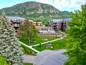 Building Photo - Aera St-Hilaire