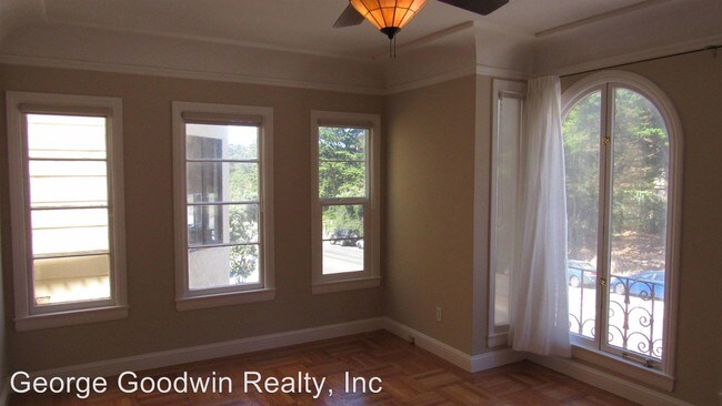 Foto del edificio - 4315-4317 Lincoln Way