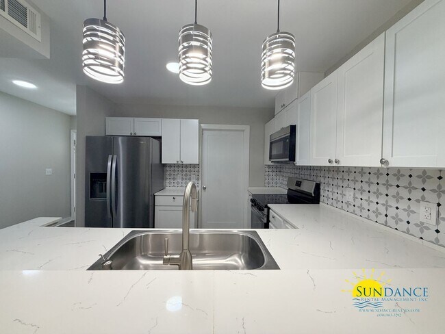 Foto del edificio - Beautiful 2BR Home Near Eglin AFB & Hurlburt Field!