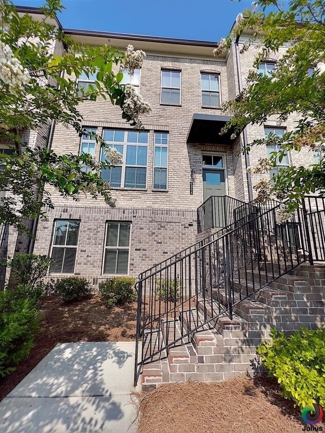 4254 Spruce Pine Alley, Doraville, GA 30360 Townhome Rentals in