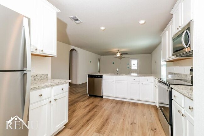 Foto del edificio - Coming Soon!