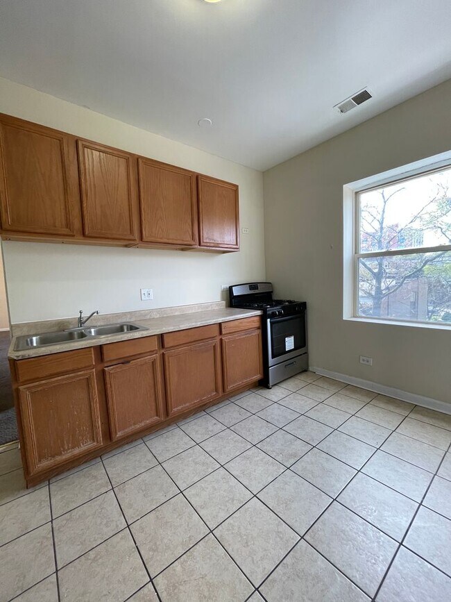 Foto del edificio - 3005 W 19th St