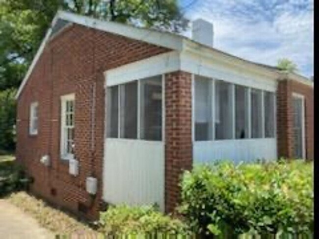 Foto del edificio - **ON HOLD**Midtown Columbus, GA 3 Bedroom ...