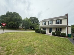 Building Photo - 5200 Reids Pointe Rd