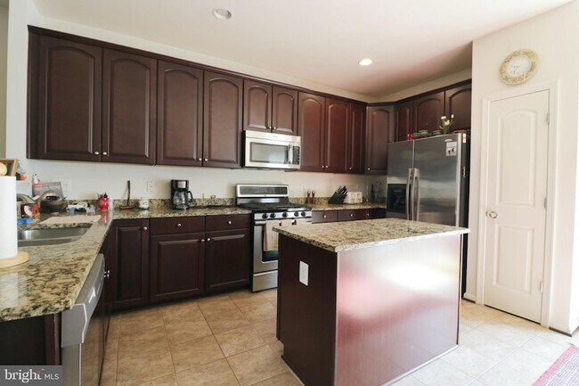 Foto del edificio - 22702 Parkland Farms Terrace