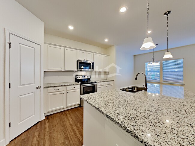 Building Photo - 4969 Chutney Dr