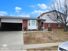 Building Photo - 6614 Cougar Ln