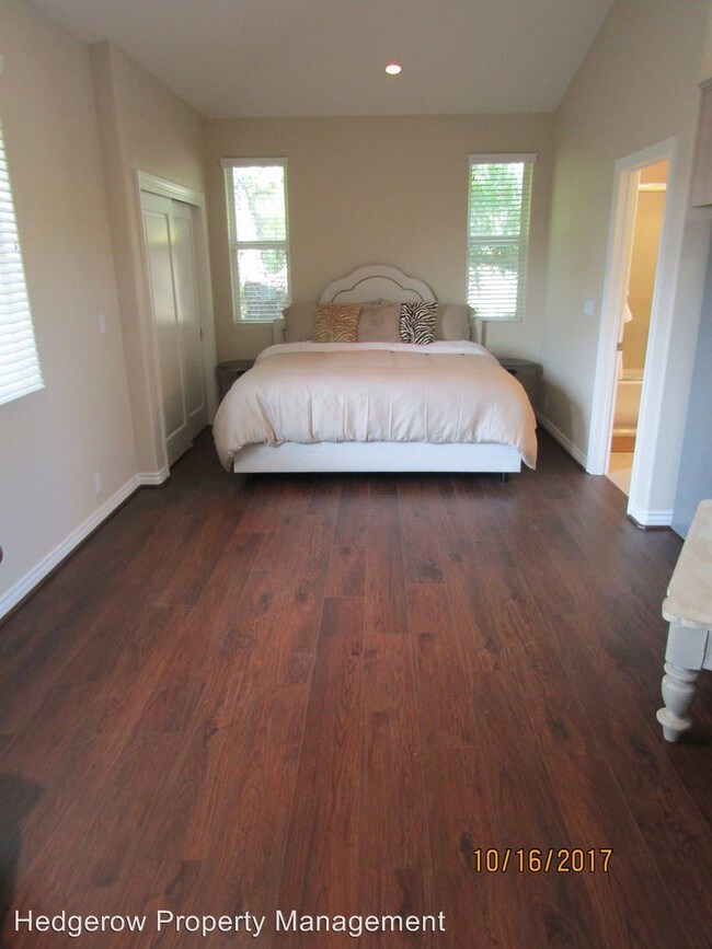 Foto del edificio - Studio, 1 bath House - 6913A Yount Street